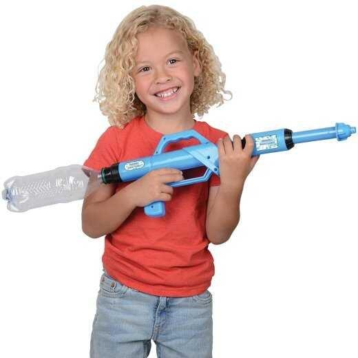 https://www.redballoontoystore.com/cdn/shop/products/Bazooka-Water-Soaker-OutdoorActive-US-Toy-3.jpg?v=1652466376